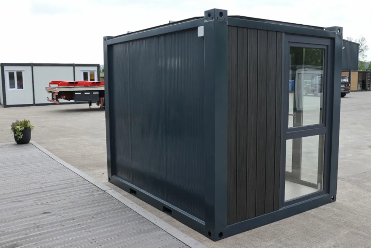 WhatsApp Image 2025-11-06 at 15.56.30